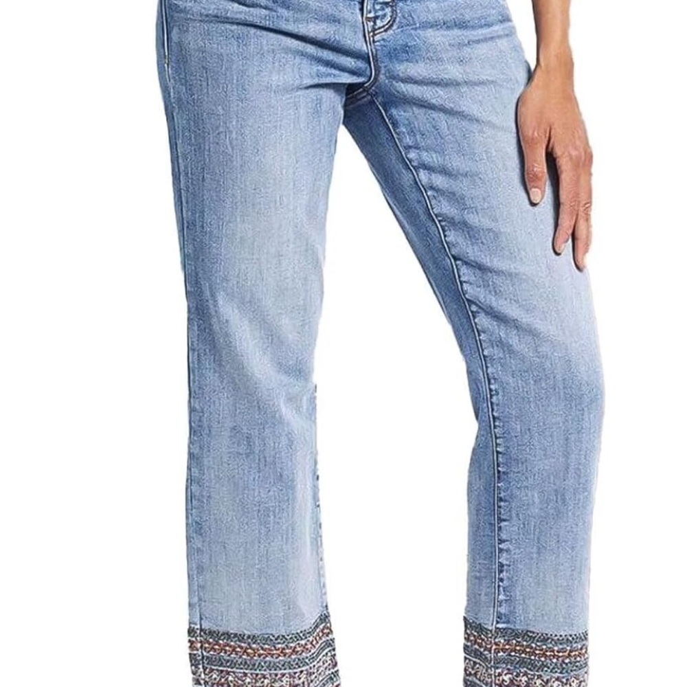 NWT New Women's Embroidered Jeans.  Create a bundle and save!
